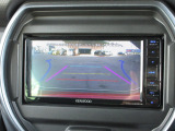 バックをするとき自動でリアの様子が映る『リアカメラ』付き!ナビ画面で確認しながらバックができますから安心ですね。でも、目視も大切ですよ!安全第一でお願いします!
