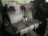 3列目シートはもちろん状態良好☆大人でもゆったりと座って頂けますので、大人数でのお出かけもラクラクです♪ご家族で、気の知れた仲間で、ドライブに行くのが楽しみですね♪