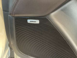 【BOSEサウンドシステム】BOSE社製スピーカー搭載!共同開発による室内空間に適した音響チューニング♪臨場感のあるリアルなサウンドを実現したオーディオシステムです♪車内での音楽鑑賞をより楽しめます♪