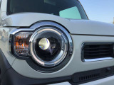 LEDヘッドランプ装備・消費電力が少なく明るいので夜間走行も安心して運転出来ます。