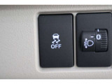 VSA(Vehicle Stability Assist)が装備!!VSAはコーナリング時の横滑りを抑制する機能と車両の急激な挙動変化を抑える機能で、安定した走行を実現していいます!!