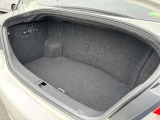 大容量のトランクルームです!ゴルフバックも余裕で積みこめますよ!