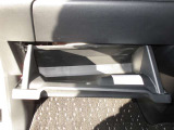 グローブBOX