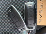 ◆インテリジェントキー◆もちろんインテリジェントキーなので、ドアロック開閉時やエンジンスタート時などカバンやポッケからキーを取り出す必要なし!!とってもスマートで便利です。