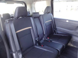 後部座席の座り心地も良いシートになってます。