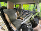運転席シート廻りは使用感も少なく、良好な状態となっています。丁寧に使われていたことがよくわかりますね。