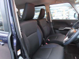 運転席側から見た車内の画像です!内装ルームクリーニング済みです。しっかり綺麗にしていますので、是非、お確かめください。納車時にはもう一度キレイにいたしますよ!