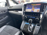 シンプルで安心感、安定感のある車になっております。