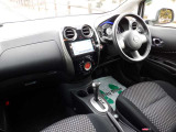 清潔感のあるクリーンな車内 禁煙車 純正ナビ/DVD再生/BT/AUX/USB/フルセグTV Bカメラ ETC 360度ドラレコ LED 純正OPセキュリティ&セーフティパック  専用ルーフスポイラ 記録簿14枚 禁煙 全国対応3年保証付帯可能