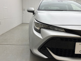 LEDヘッドライトは、点灯の瞬間から光量を発揮し、突然暗くなるトンネルなどでの安定感を高めます。