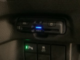 いまや快適なカーライフに欠かせないETCが付いています。