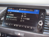 純正ディスプレイナビはフルセグ。 ブルートゥース、アップルCarplay、アンドロイドAutoが使えてとっても便利♪