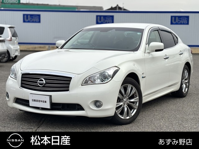 フーガハイブリッド  