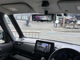 ディーラーオプション『前+車室内ドライブレコーダー』装備。表示はナビのモニター画面で行います。