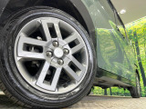 【純正15インチアルミホイール】外観にマッチした純正アルミホイールを装着しております。各種社外アルミホイールや、スタッドレスタイヤも取扱いしております。是非ご相談ください♪