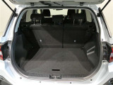 広々としたラゲージスペースを備えています。大きなものや長さのある荷物もしっかりと積み込めます。