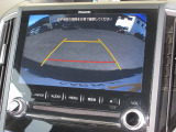 バックをするとき自動でリアの様子が映る『リアカメラ』付き!画面で確認しながらバックができますから安心ですね。でも、目視も大切ですよ!安全第一でお願いします!