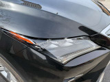 LEDヘッドライトには曇りも黄ばみもありません。
