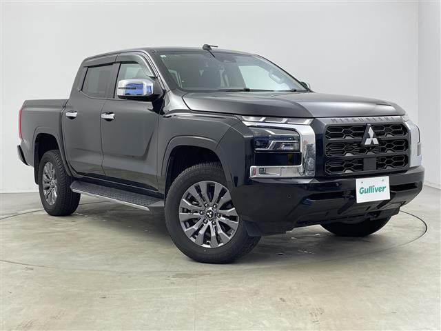 トライトン2.4 GLS ディーゼル 4WD修復歴無し