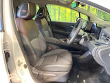 運転席シート廻りは使用感も少なく、良好な状態となっています。前オーナー様が丁寧に使っていたことがよくわかりますね。