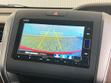 【リアカメラ】運転が苦手な方も車庫入れラクラクです!ギアをリバースに入れれば自動的にモニターが切り換わりますので、面倒な操作は不要です♪狭い駐車場もお車を傷つけず安心です