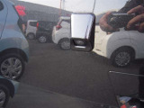 バックカメラが付いているので後方確認が非常にしやすいです。今や運転初心者も熟練者も必須装備!ついていて損はないですね♪