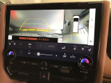 後方の見にくい視界もバックモニターで確認サポートして駐車時も安心☆