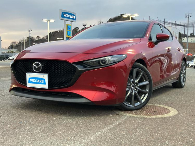 MAZDA3ファストバック 2.0 20S バーガンディ セレクション 