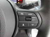 Hondaセンシングの機能のひとつ、アダプティブクルーズコントロール付!アクセルから足を離しても設定したスピードと前車との車間を保ち走行してくれます!車線維持もアシスト☆高速道路で疲労軽減ですね☆