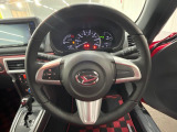 ステアリングも使用感が少なく、きれいな状態となっております♪