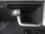 12V電源ソケットを設置しております。周辺機器の充電にご利用頂けます☆