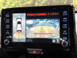 【パノラミックビューモニター】専用のカメラにより、上から見下ろしたような視点で360度クルマの周囲を確認することができます☆死角部分も確認しやすく、狭い場所での切り返しや駐車もスムーズに行えます。