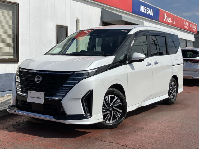 セレナ 1.4 e-POWER ハイウェイスターV 