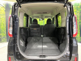 普段のお買い物や通勤、送迎等に十分な荷室スペースを確保しております。セカンドシートを倒すと、大きな荷物の積載も可能です♪