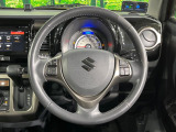 【純正革巻きステアリング】上質な革を使用することで、手にしっかり馴染みとても運転しやすいハンドルです♪