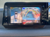 上からまる見え!アラウンドビューモニターの画像です。純正ナビに映してあります。お車を真上から見たような映像をミラーやナビ画面に映し出す事によって、車両の周囲を確認し、駐車時や発進時の運転をサポート。