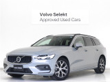 2024年モデル『V60 Plus B4』サンルーフ Google搭載 ドラレコ 48V 本革 ヴェイパーグレーメタリック リア5面ダークティンテッドガラス メタルメッシュアルミニウムパネル【グループ 総在庫300台!】