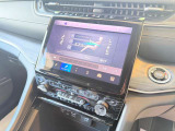 AppleCarPlay、AndroidAuto対応!見やすくキレイな映り!