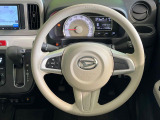 ステアリングも使用感が少なく、きれいな状態となっております♪