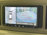 【パノラマモニター】専用のカメラにより、上から見下ろしたような視点で360度クルマの周囲を確認することができます☆死角部分も確認しやすく、狭い場所での切り返しや駐車もスムーズに行えます。