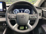 【純正革巻きステアリング】上質な革を使用することで、手にしっかり馴染みとても運転しやすいハンドルです♪