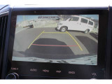 バックモニター付ですので、車庫入れも駐車もラクラクです。
