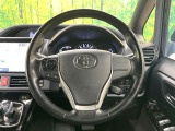【ステアリングスイッチ】運転中、前方から目線をそらすことなく、オーディオ等の操作が可能な便利機能!安心&快適なドライブを演出してくれます♪