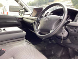 ベッドキット等の車中泊用アイテムの取り付けも実績多数ございますので、お気軽にご相談ください!