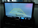 ◆バックカメラ◆リバースにするだけで映ります、後方の安全確認や、狭い駐車場での車庫入れ、雨の日や夜間など視界の悪い時に便利です!安全にバックする為には欠かせない装備です。