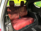3列目シートはもちろん状態良好☆大人でもゆったりと座って頂けますので、大人数でのお出かけもラクラクです♪ご家族で、気の知れた仲間で、ドライブに行くのが楽しみですね♪