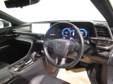 ご覧の車両以外にも多数のU-Carを展示販売しております。