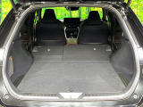 普段のお買い物や通勤、送迎等に十分な荷室スペースを確保しております。セカンドシートを倒すと、大きな荷物の積載も可能です♪