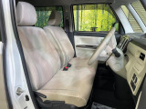 運転席シート廻りは使用感も少なく、良好な状態となっています。丁寧に使われていたことがよくわかりますね。