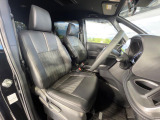 運転席シート廻りは使用感も少なく、良好な状態となっています。丁寧に使われていたことがよくわかりますね。